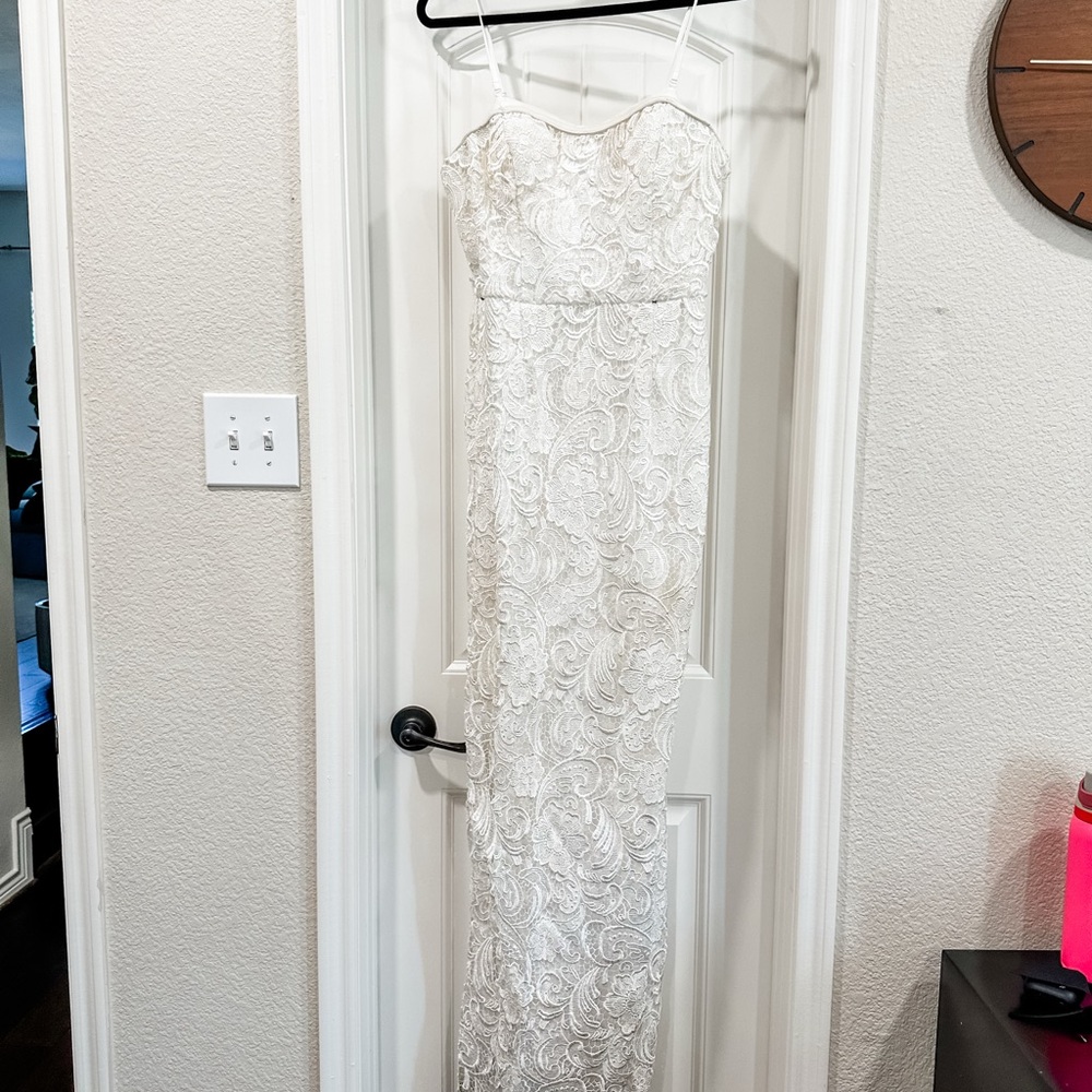 Adrianna Papell Strapless Floor Length Dress, Size 8, Elegant White Lace Dress
